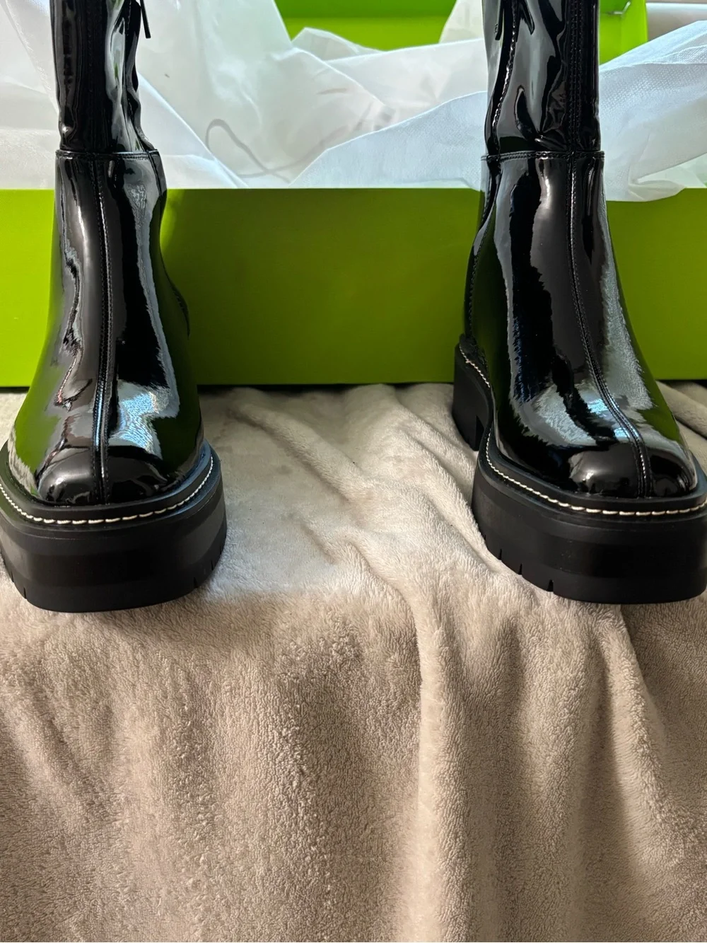 Sam Edelman patent gloss